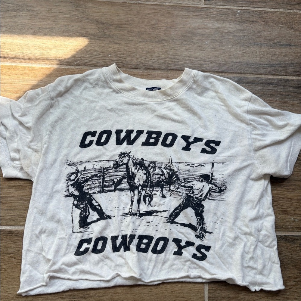 Brandy Melville Cream Cowboys Cropped Graphic Tee